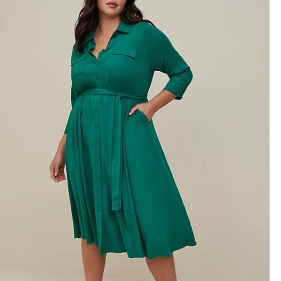 TORRID NWT MIDI RAYON SLUB BELTED SHIRTDRESS - Picture 2 of 6